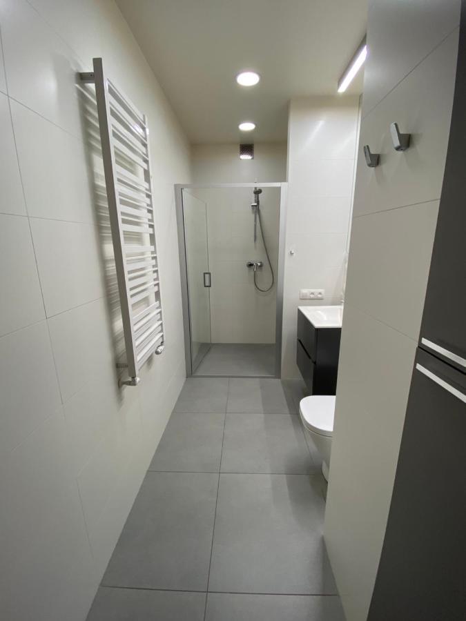 Stylowy 2-Pokojowy Apartament 5 Min. Od Rynku Wrocław Exteriör bild